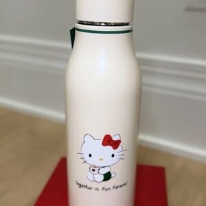 Starbucks x Hello Kitty Bottle – Limited Edition 💕